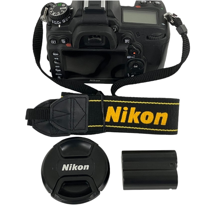 Nikon D7000 16.2MP DSLR Camera w/ AF-S DX 18-105mm f/3.5-5.6G ED